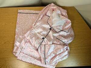 Schbbbta Women's Plus Size 2XL Pink Leopard Print Satin Pajama Set